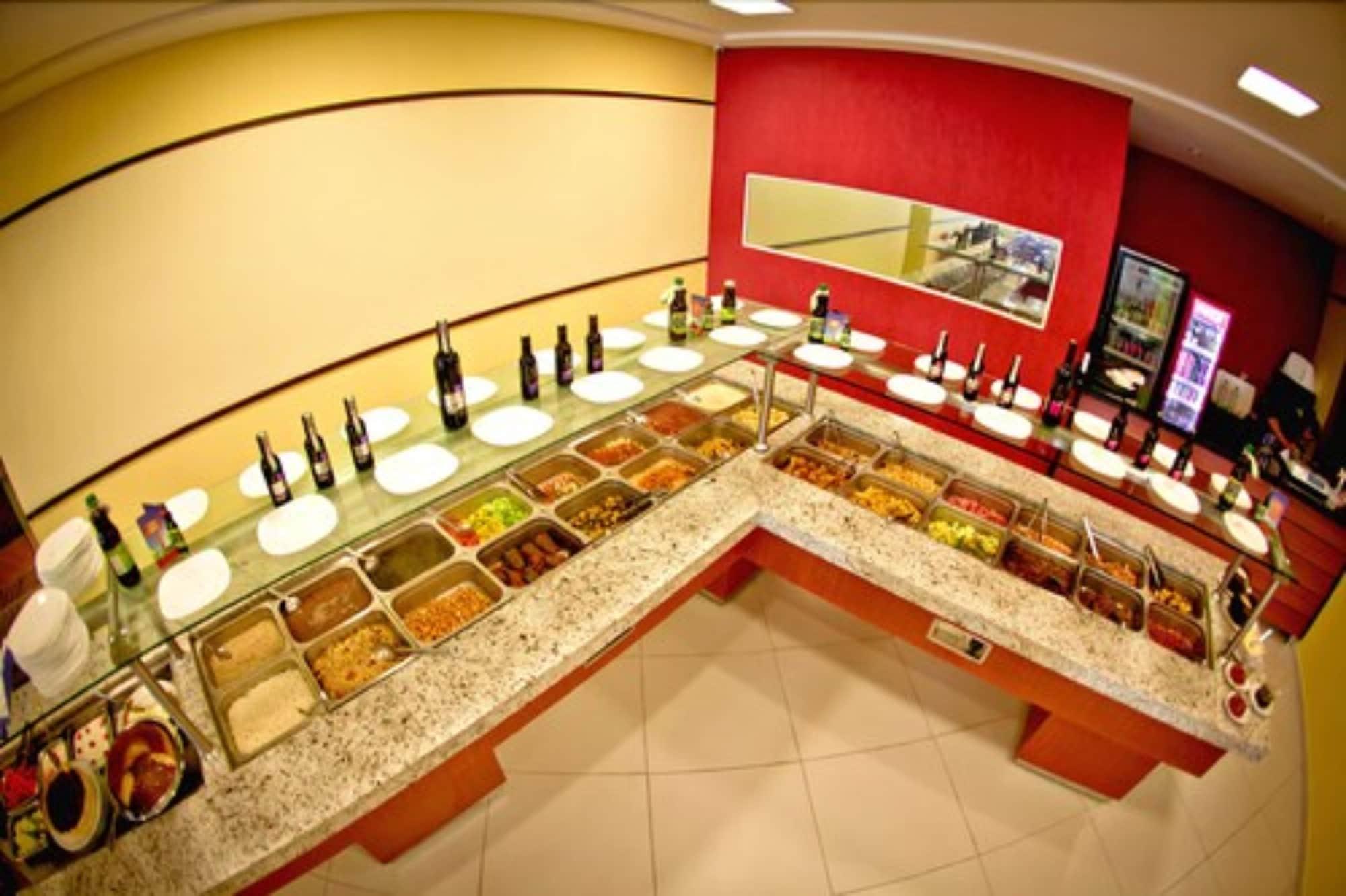 Rede Andrade Mercado 酒店 3*